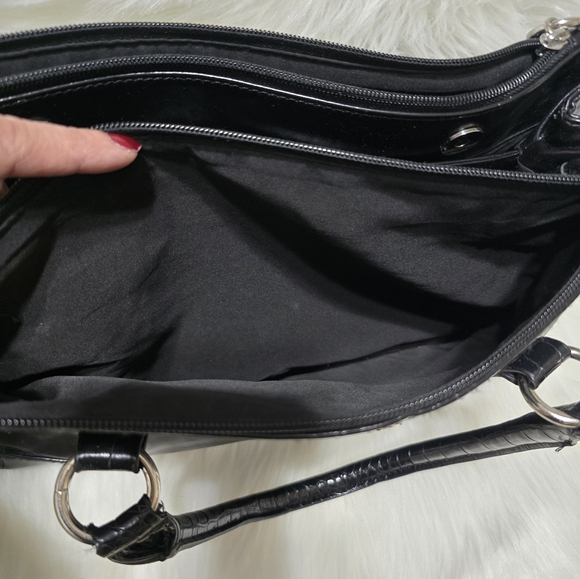 Large Giani Bernini Tote Bag - Picture 5 of 7